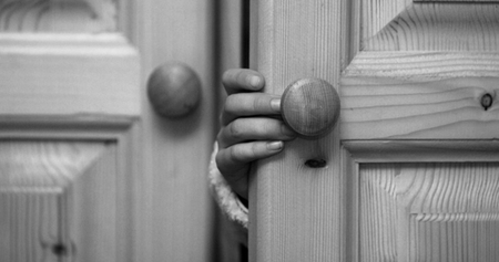 Quien golpea a mi puerta